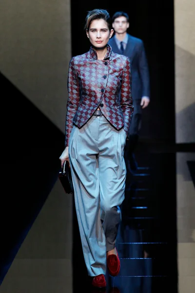 Look 2